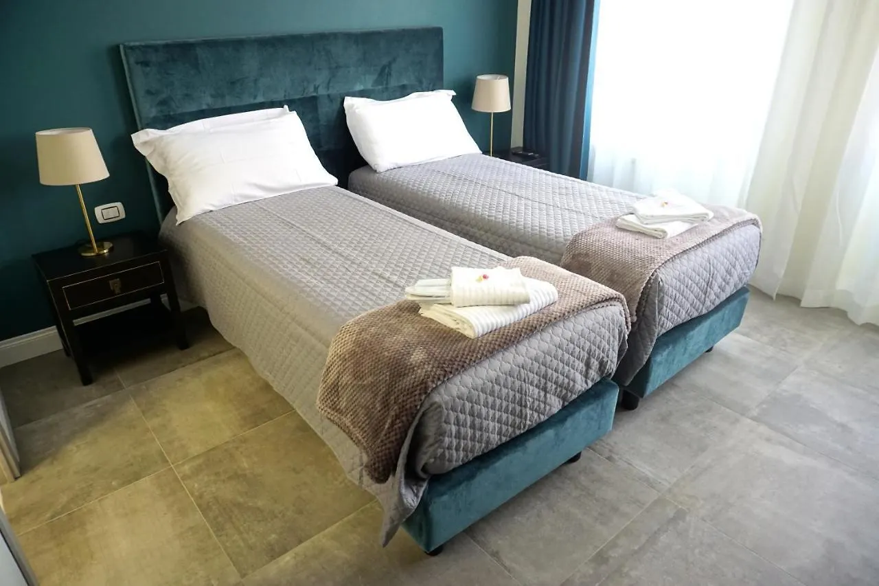 Regolo Rooms Vaticano Roma 2*,  Italia